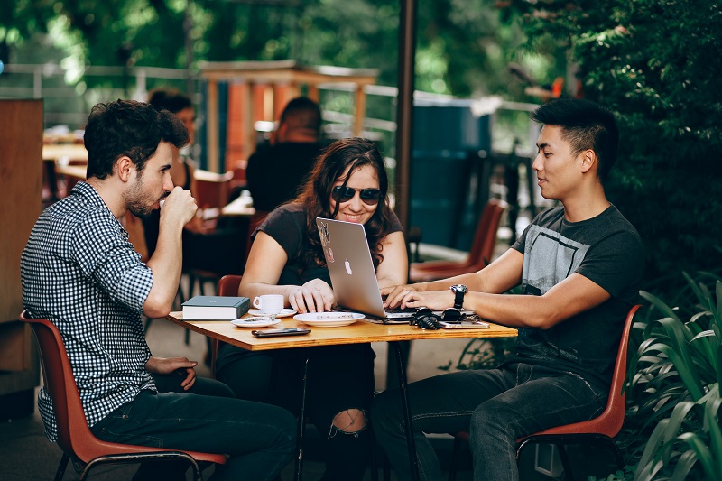 Integrate clicks-and-mortar methodologies